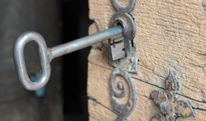 Clef église Demigny