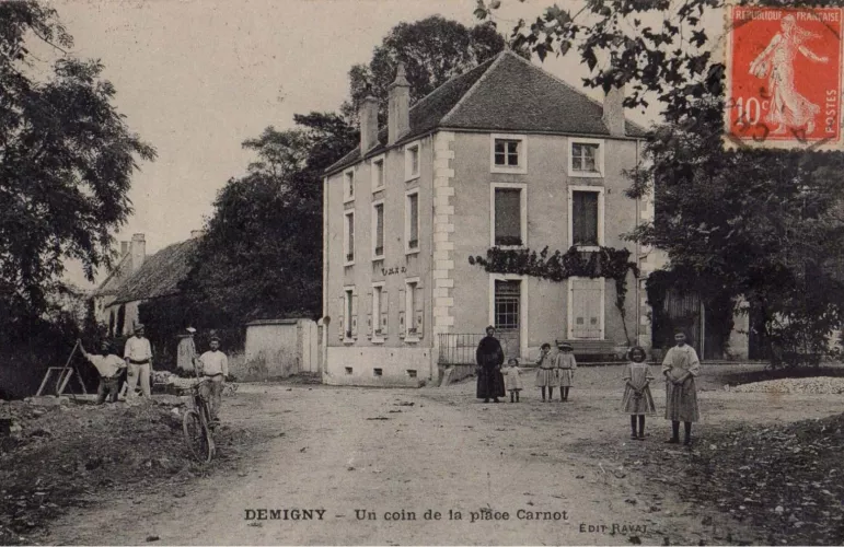 Les Poteaux